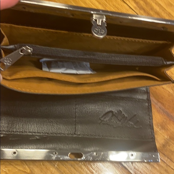 Purse - Picture 5 of 7